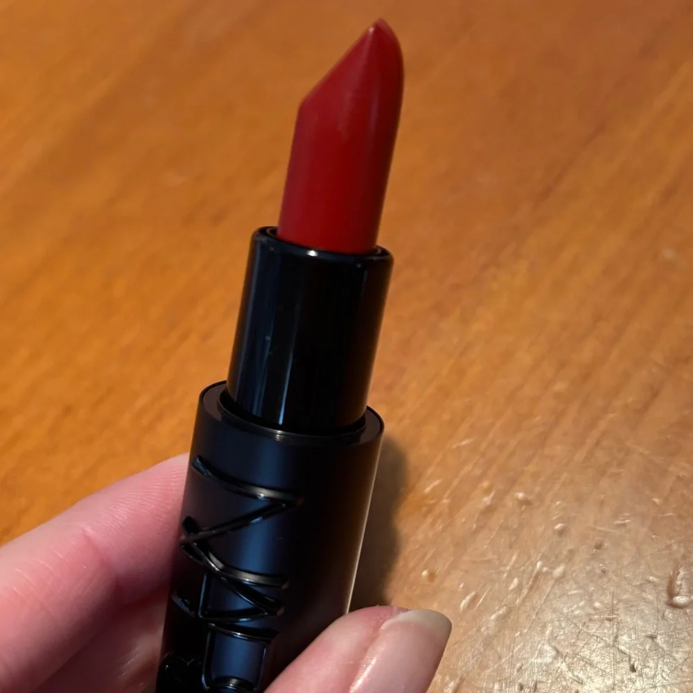 NARS Explicit Lipstick Desirous